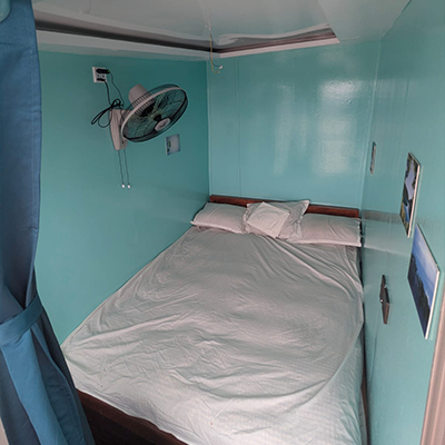 10. Non-attached couple cabin